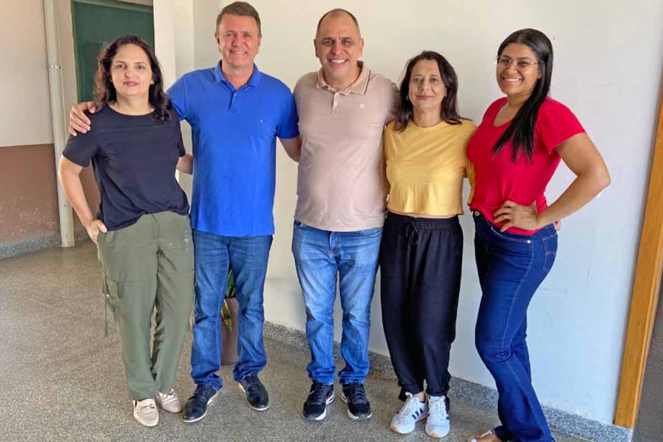 Deputado Luizinho Goebel reforça compromisso com a inclusão ao visitar APAE de São Miguel do Guaporé