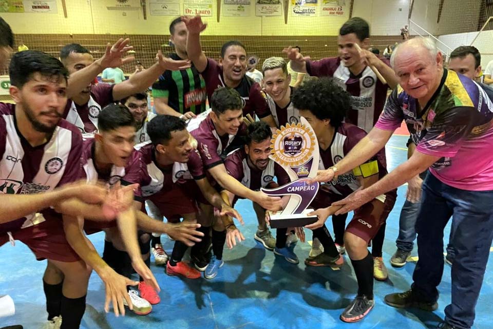 Sucatão FC de Pimenta Bueno garante título da 32ª Copa Rotary de Futsal em Rolim de Moura