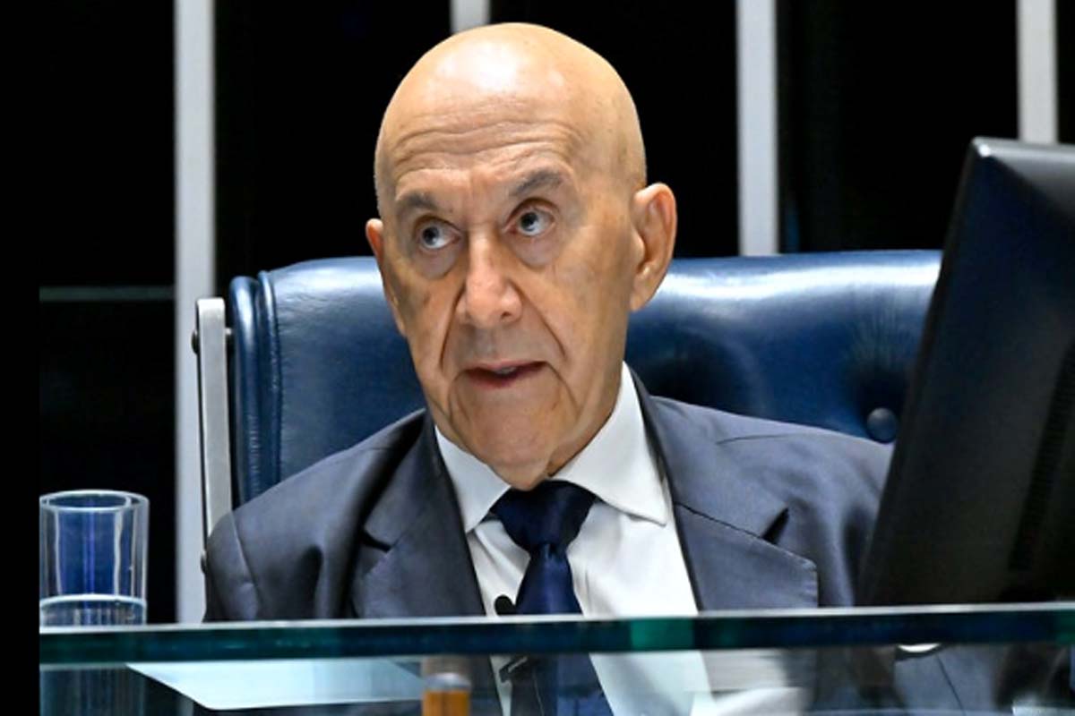 Confúcio Moura defende equilíbrio político e prioridade para educação, ciência e tecnologia