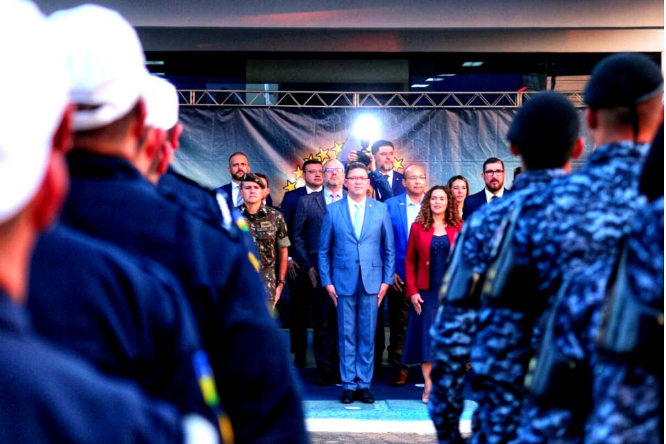 Governo de Rondônia realiza passagem do comando da Polícia Militar; Marcos Rocha destacou compromisso no combate à criminalidade