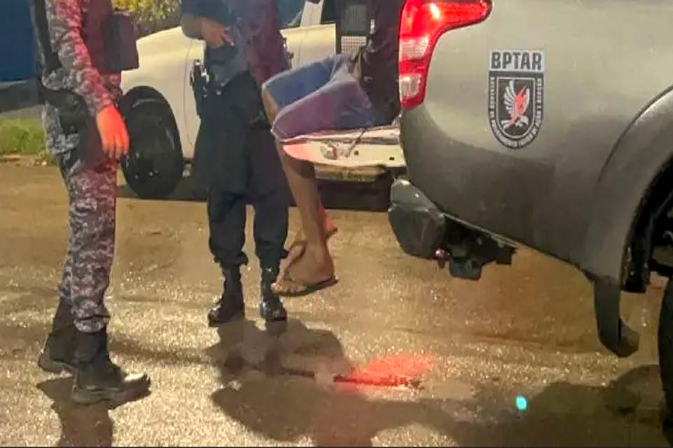 Força Tática age rápido e prende trio após furto de moto no centro