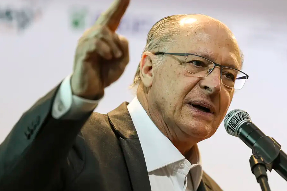 Eventual sanção dos EUA ao Irã não deve afetar o Brasil, diz Alckmin