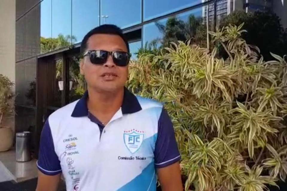 Técnico do Ji-Paraná, Bebeto Amorim deseja continuar a frente do time para o Campeonato Rondoniense