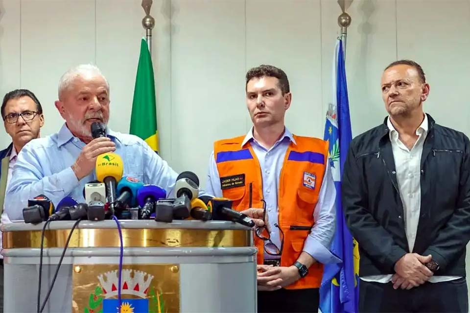 Lula reforça importância da memória para garantir democracia