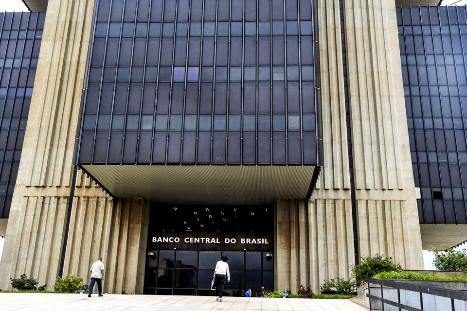 Banco Central indica que pode interromper ciclo de cortes na Selic