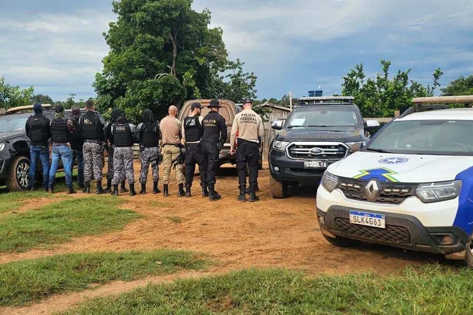 PF deflagra operação contra o tráfico de drogas na fronteira com a Bolívia