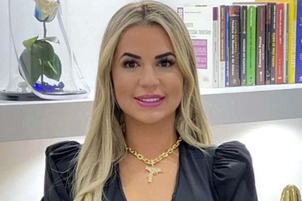 'Ele era fod* de grana', diz Deolane Bezerra sobre ter emprestado R$ 500 mil a MC Kevin