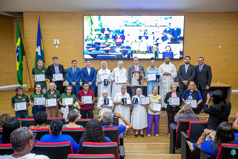 Deputado Alan Queiroz realiza homenagens a padroeira de Porto Velho e aos 50 anos da Missão Marcelina em Rondônia