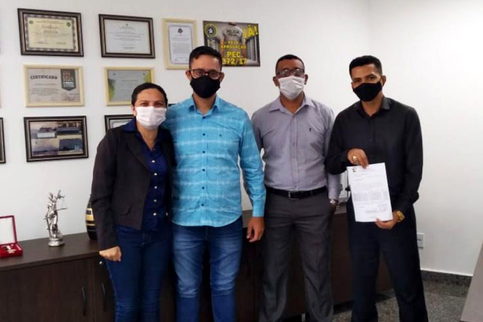 Deputado Anderson recebe presidente da Guarda Municipal e garante viatura