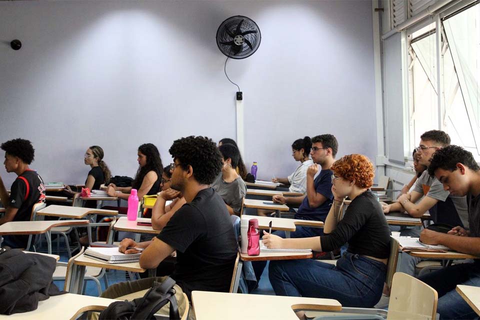 Governo anuncia retificações em editais do concurso unificado