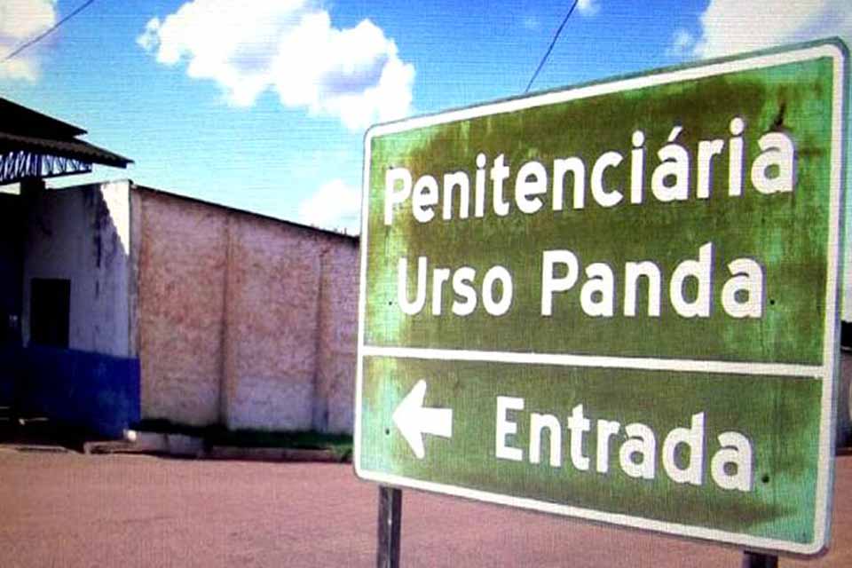 Policial penal é preso levando droga para o presídio Panda