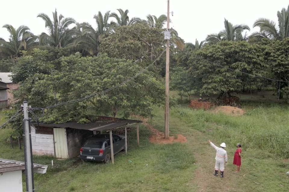 Cerca de 4.500 famílias de áreas rurais de Rondônia passaram a ter energia elétrica em casa em 2022