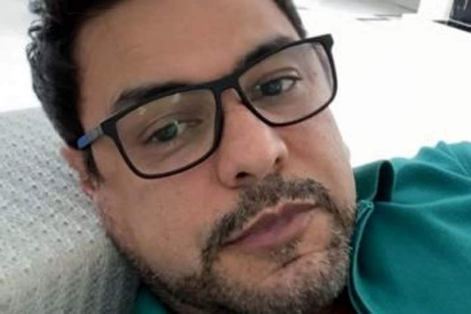 Zezé é detonado por internautas após defender voto impresso: 'Não tem voz nem pra cantar'