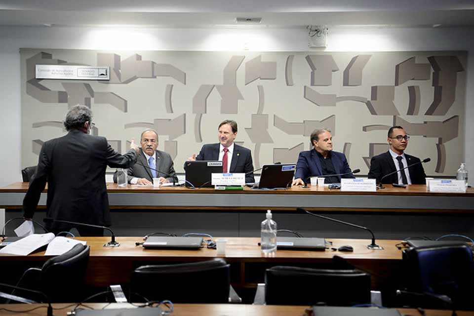 Em audiência requerida pelos senadores Chico Rodrigues e Acir Gurgacz pesquisadores dizem que Brasil pode se tornar autossuficiente  