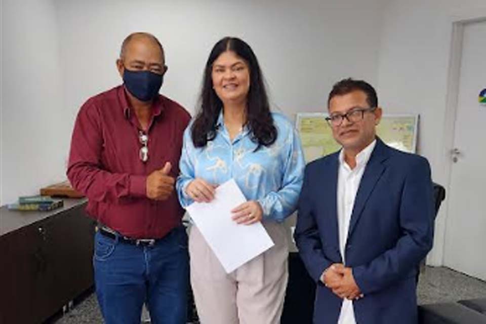 Deputada Cassia recebe prefeito e vice do município de Governador Jorge Teixeira para discutir demandas