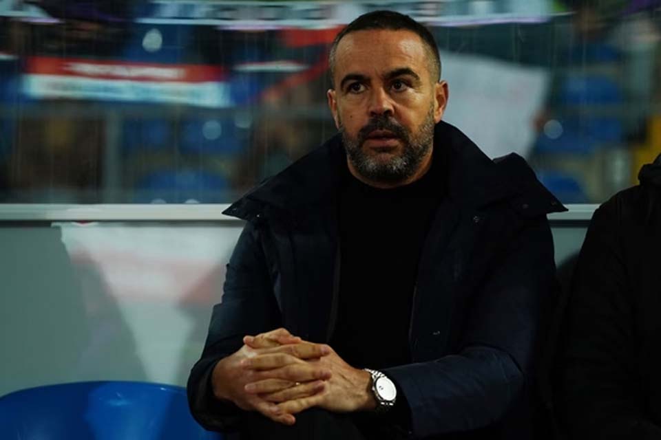 Botafogo anuncia Artur Jorge como novo treinador