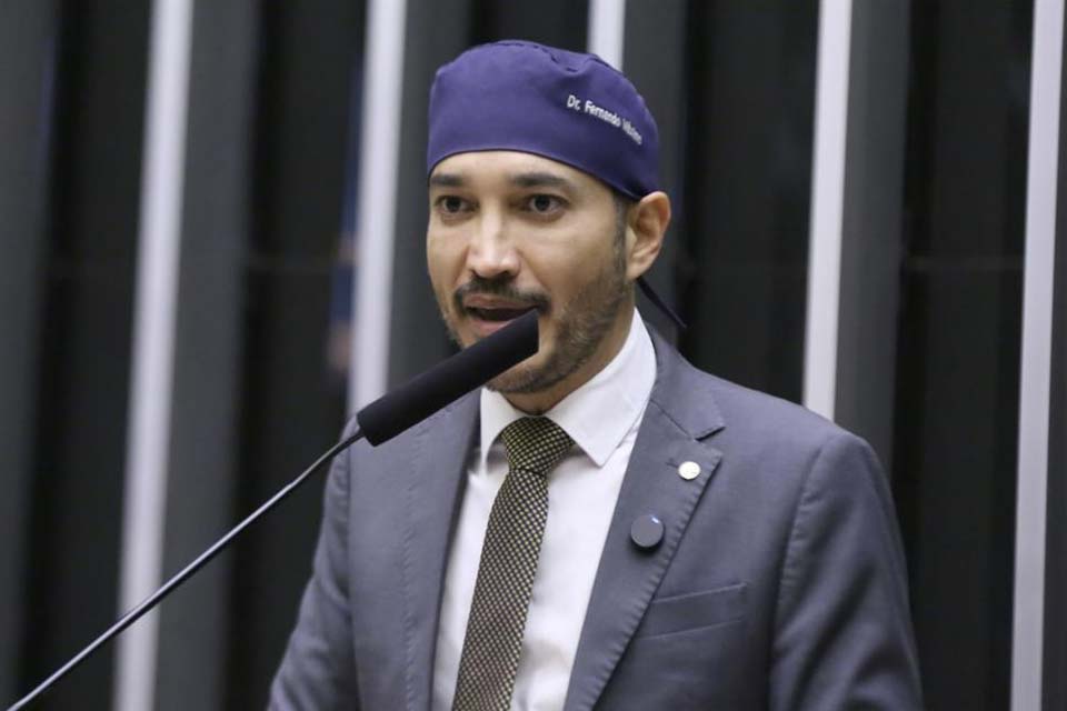 Comissão aprova Projeto do Dr. Fernando Máximo para criação de carteira de identificação da pessoa com deficiência