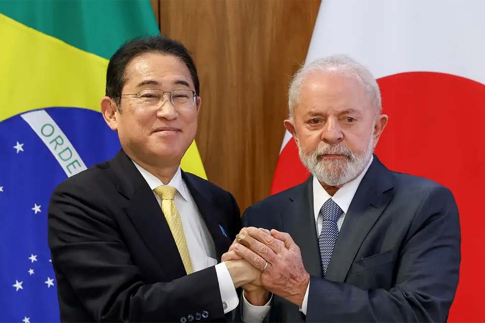 Brasil e Japão assinam acordos em agricultura e segurança cibernética