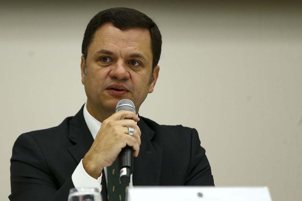 PF investiga interferência de Anderson Torres no 2º turno de eleições