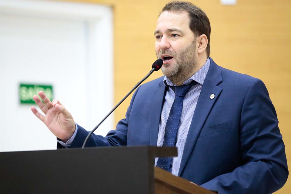 Candeias do Jamari vai receber R$ 460 mil para compra de tubos corrugados e troca de pontes de madeira