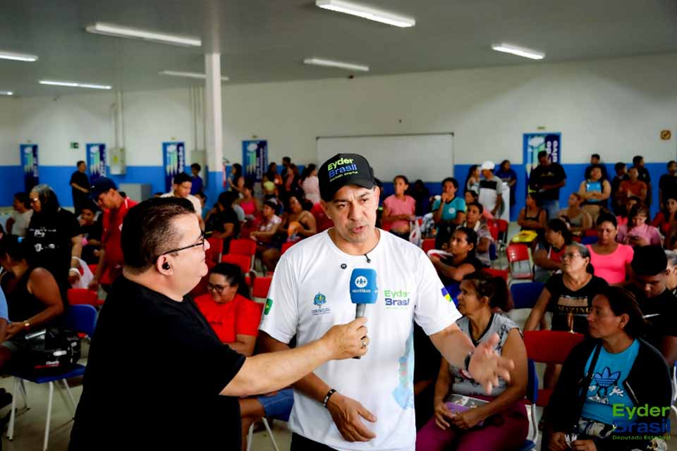 Deputado Eyder Brasil realiza primeira etapa de Voto de Louvor a jornalistas de Rondônia