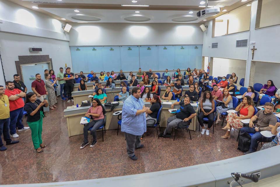 Curso básico de Libras para servidores municipais é encerrado com entrega de certificados