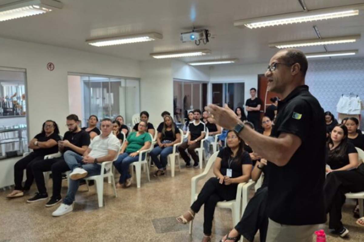 Prefeitura inicia ciclo de palestras sobre segurança no trânsito em empresas do município