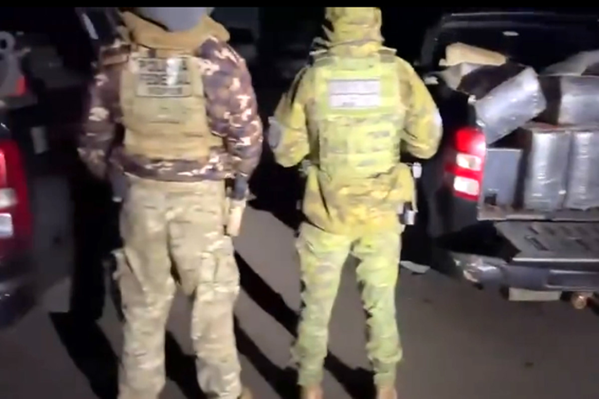  PF apreende cerca de 40 kg de skunk em operação na fronteira de Guajará-Mirim