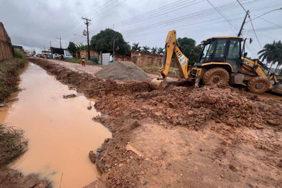 Prefeitura de Porto Velho enfrenta problema histórico de alagamentos com nova drenagem e substituição de manilhas