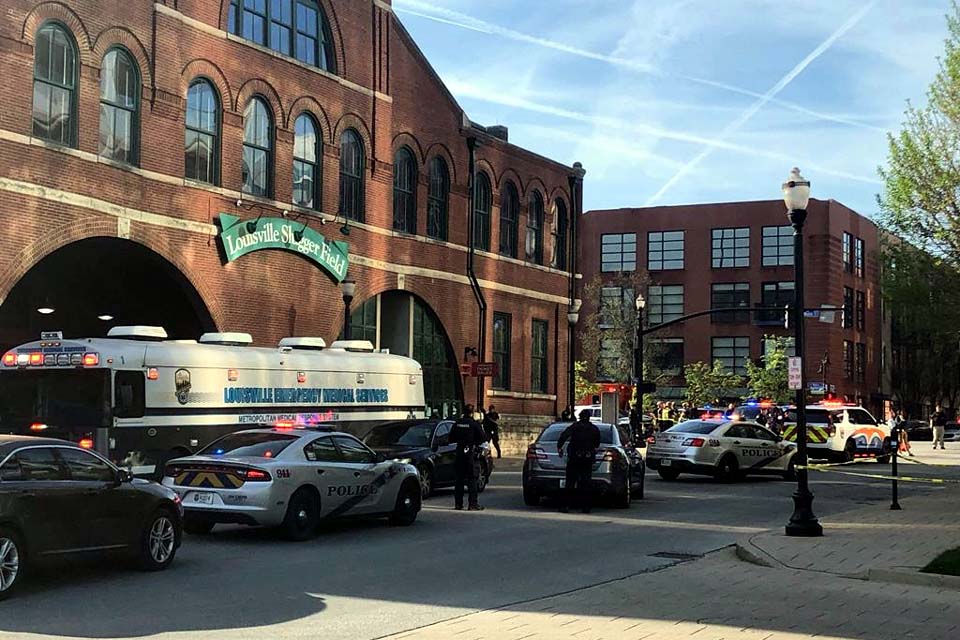 Atirador mata pelo menos cinco pessoas em Louisville, no estado americano do Kentucky 