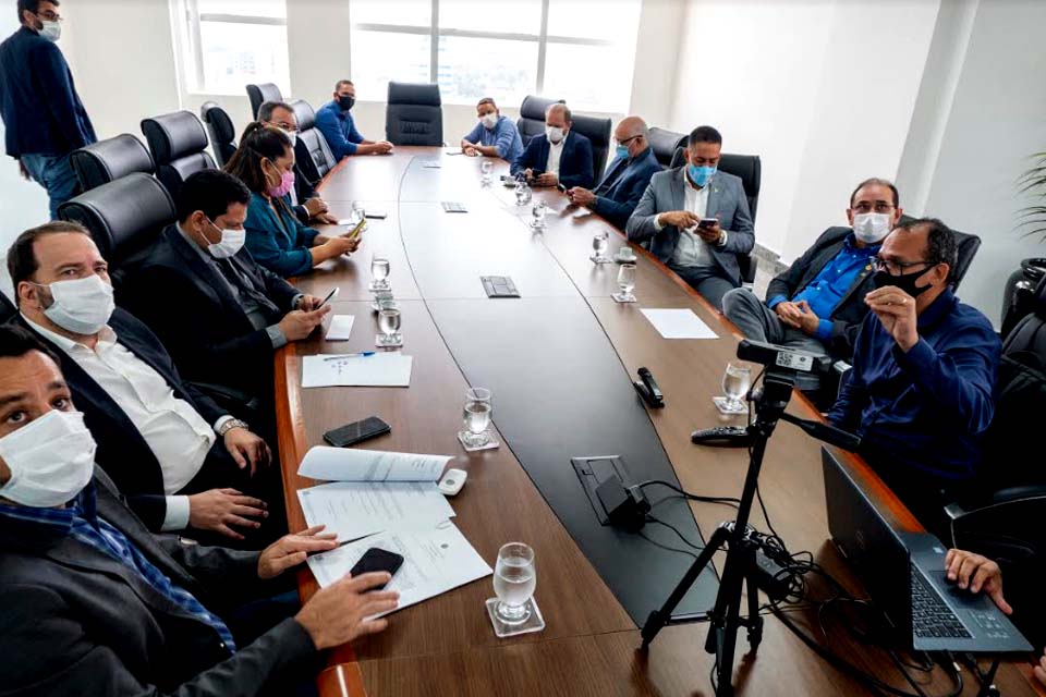 Sebrae em Rondônia apresenta o Programa Cidade Empreendedora aos deputados estaduais 