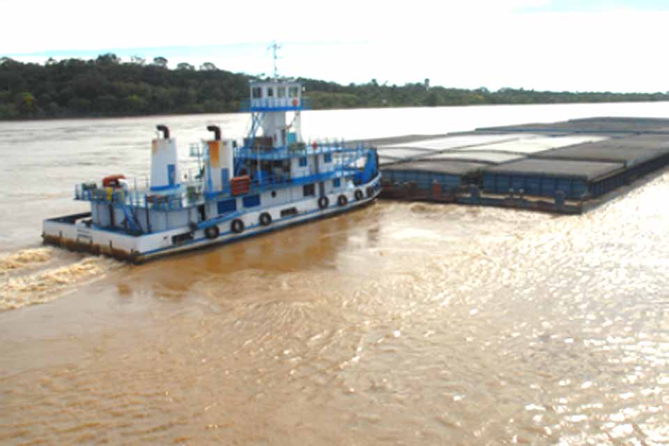 Ministério Público Federal cobra regularização de terminais portuários de grãos no Rio Madeira, em Porto Velho (RO)