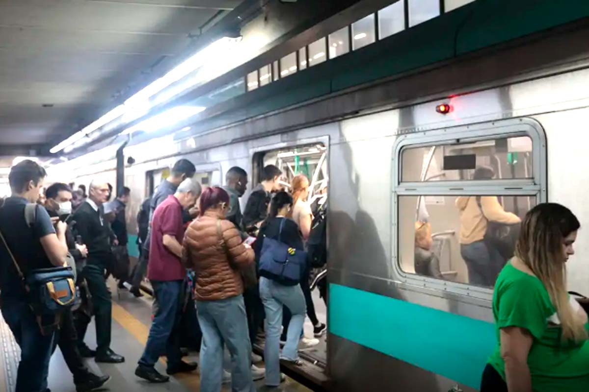 Termina a greve nas linhas de trens em São Paulo