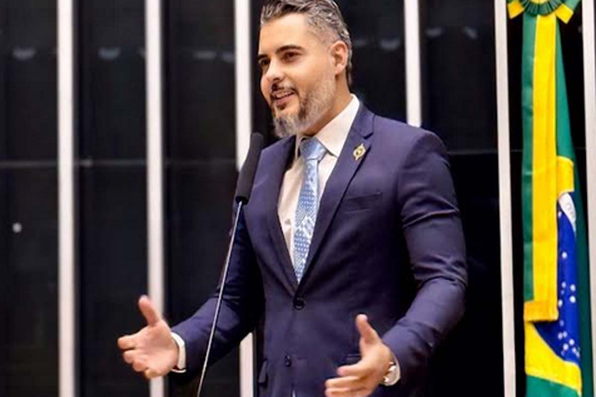 CCJ aprova PEC da maioridade penal e Deputado Thiago Flores vota favoravelmente à proposta 