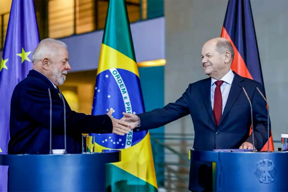 Brasil e Alemanha assinam acordos em áreas como energia e inovação