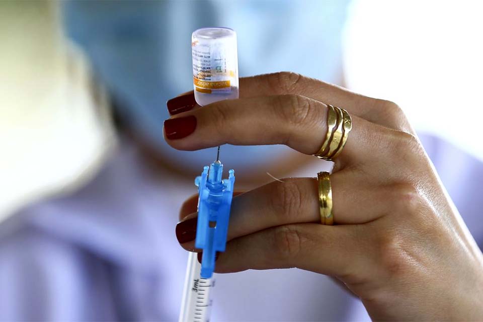 Opas diz que impacto de vacinas na pandemia vai levar meses