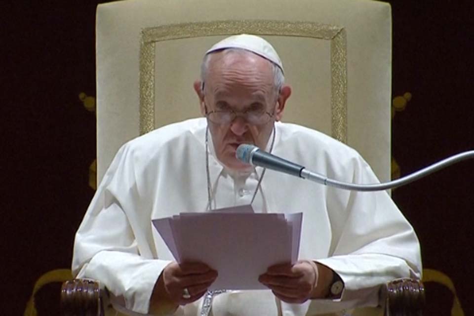 Papa Francisco afirma que 'há muito o que fazer' contra os abusos a menores