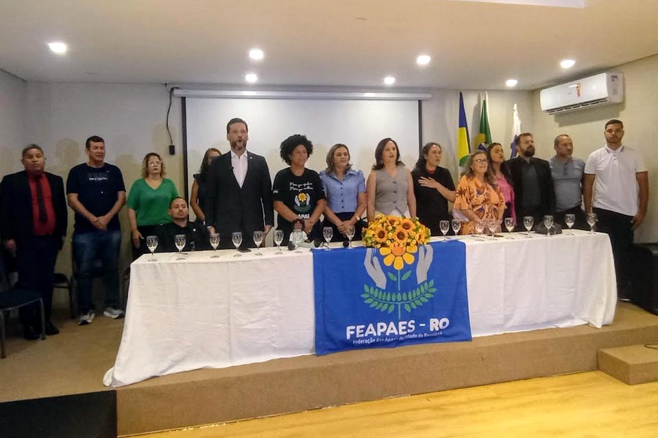 Deputada Sílvia Cristina participa de encontro estadual das Apaes e anuncia R$ 8,3 milhões