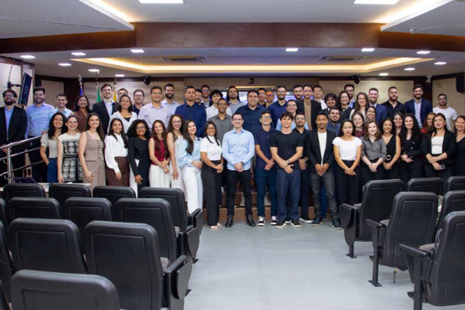 Mais de 60 novos(as) servidores(as) aprovados(as) no concurso de 2024 tomam posse no TJRO  