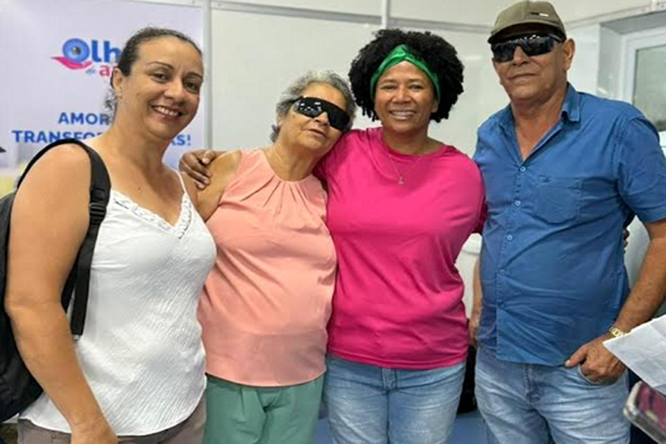 Deputada Sílvia Cristina comemora as 5.600 cirurgias de catarata, realizadas no Olhar de Amor