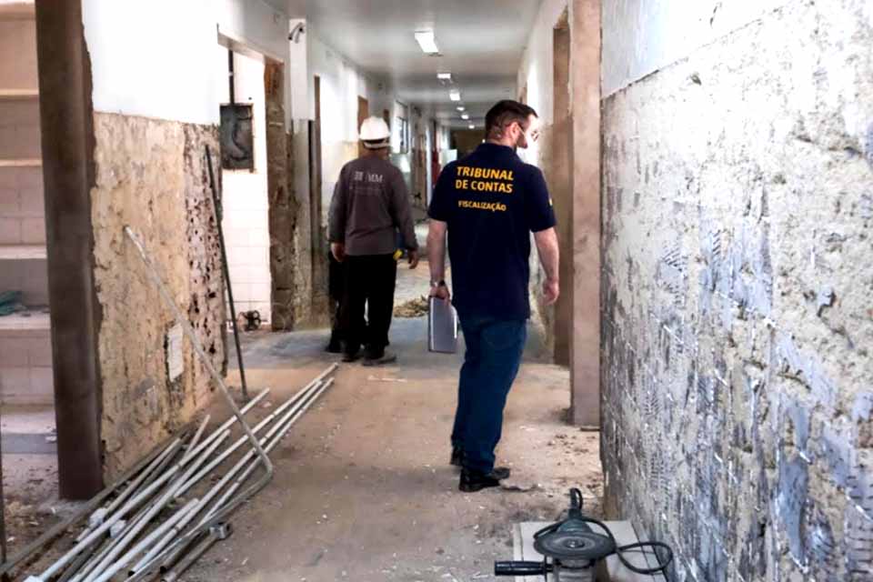 TCE-RO fiscaliza início da reforma na ala cardiovascular do Hospital de Base 