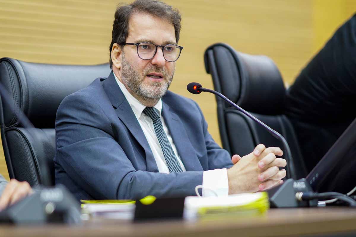 Alex Redano solicita ação urgente do Governo para atender famílias desabrigadas em Costa Marques após fortes chuvas