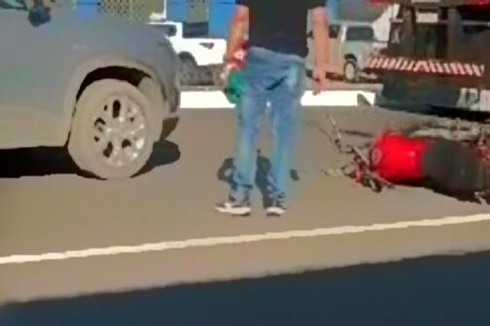 Mulher morre em colisão entre motos em Ji-Paraná