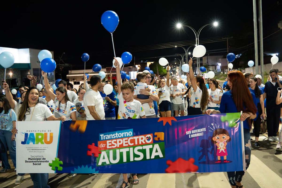 Caminhada sobre conscientização do autismo mobiliza famílias e destaca ações de inclusão em Jaru