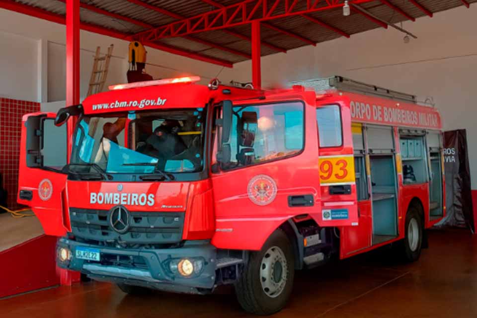 Governo entrega caminhão de combate a incêndios e amplia capacidade operacional em Pimenta Bueno e região