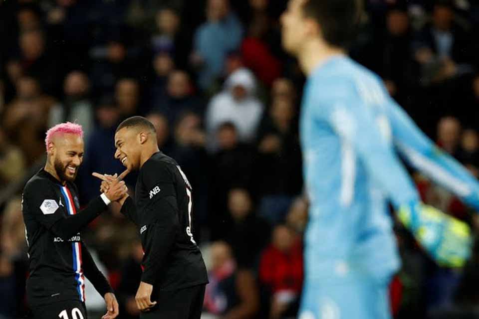 Show de Neymar - Gols e Melhores Momentos de PSG 5 x 0 Montpellier; vídeo