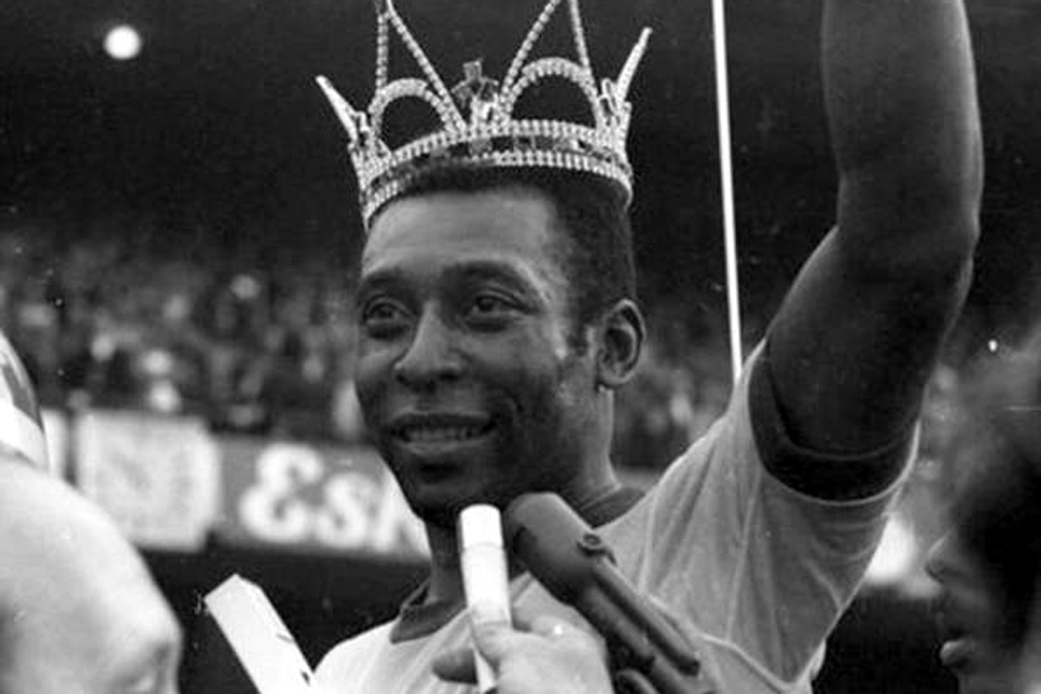 O mundo perde o seu Rei do futebol, Pelé, um gênio