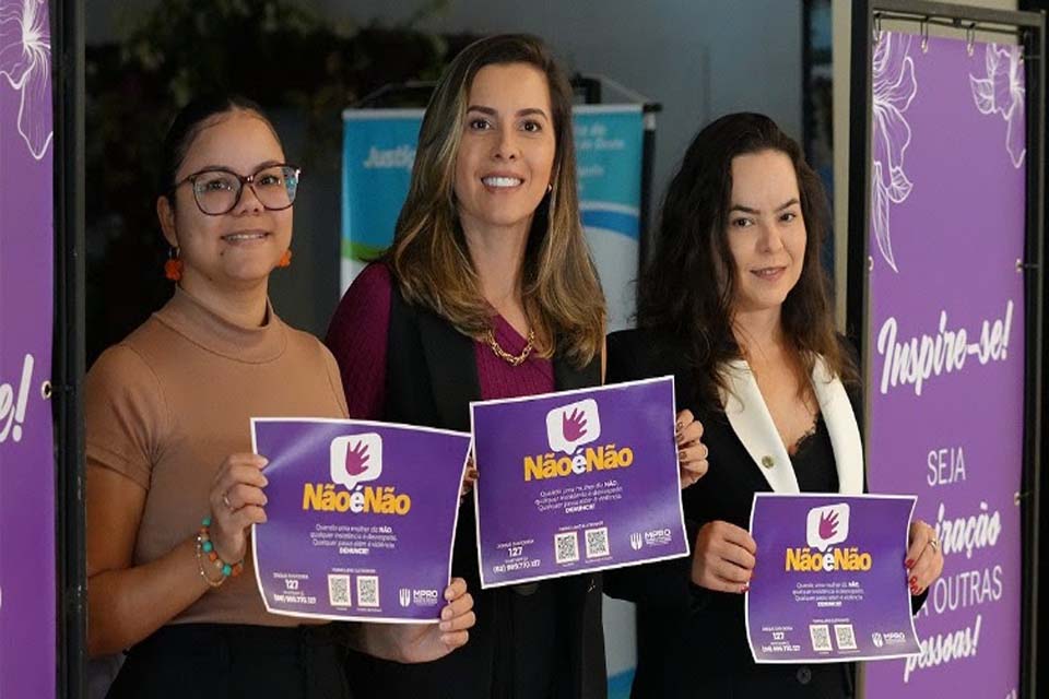 Adesivaço no shopping marca fechamento de atividades do mês da mulher do MPRO