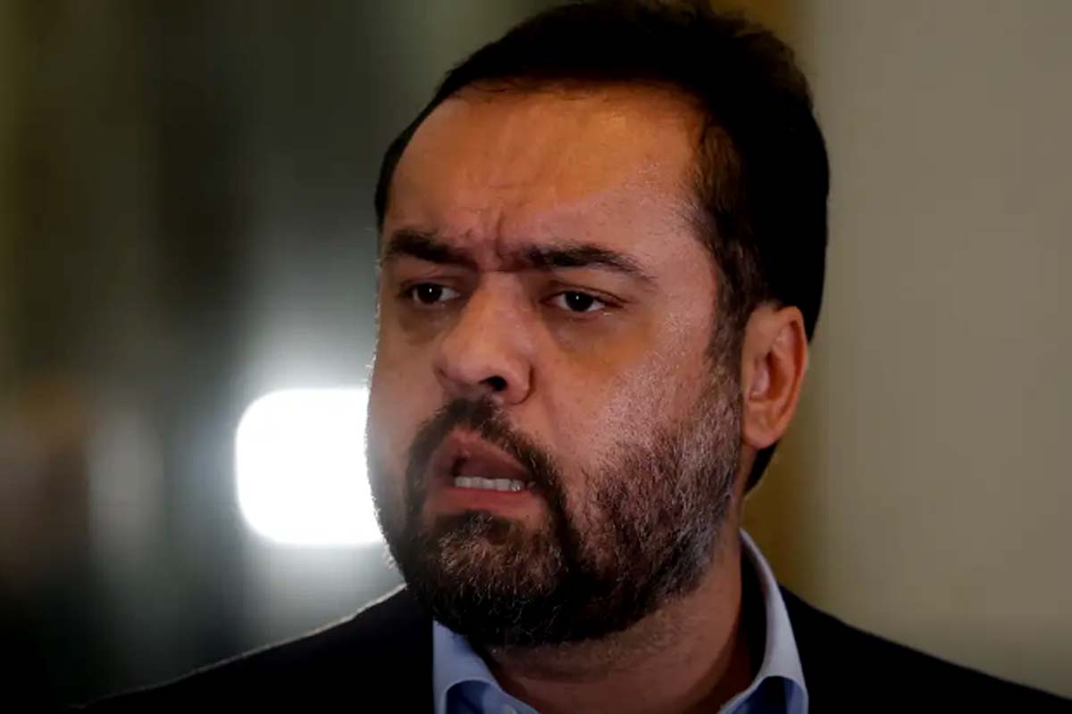 Cláudio Castro diz que sai do governo do Rio 