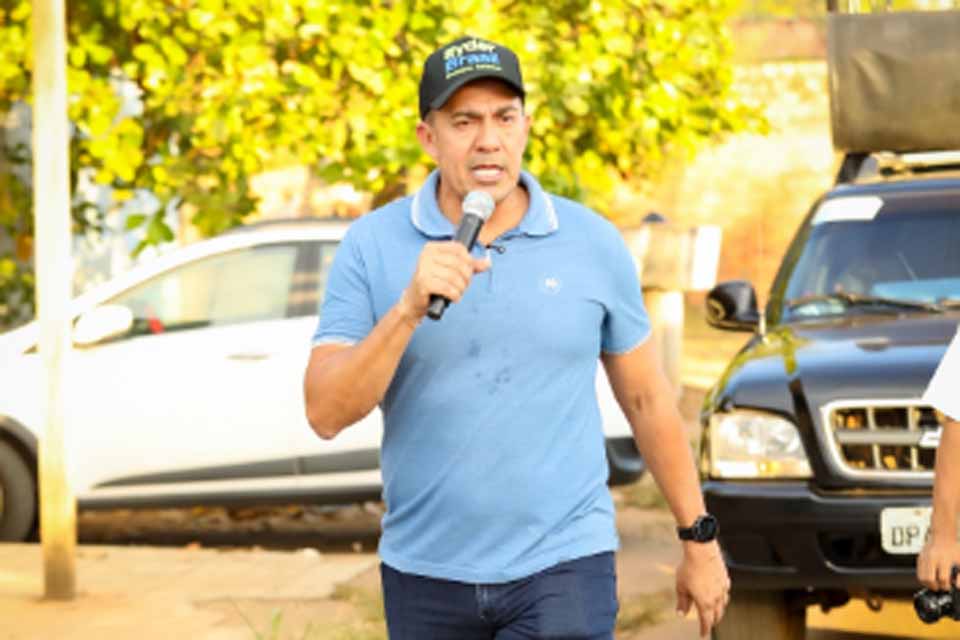 Eyder Brasil ouve moradores do bairro Nacional e busca solução para ponto crítico de erosão e risco de acidentes